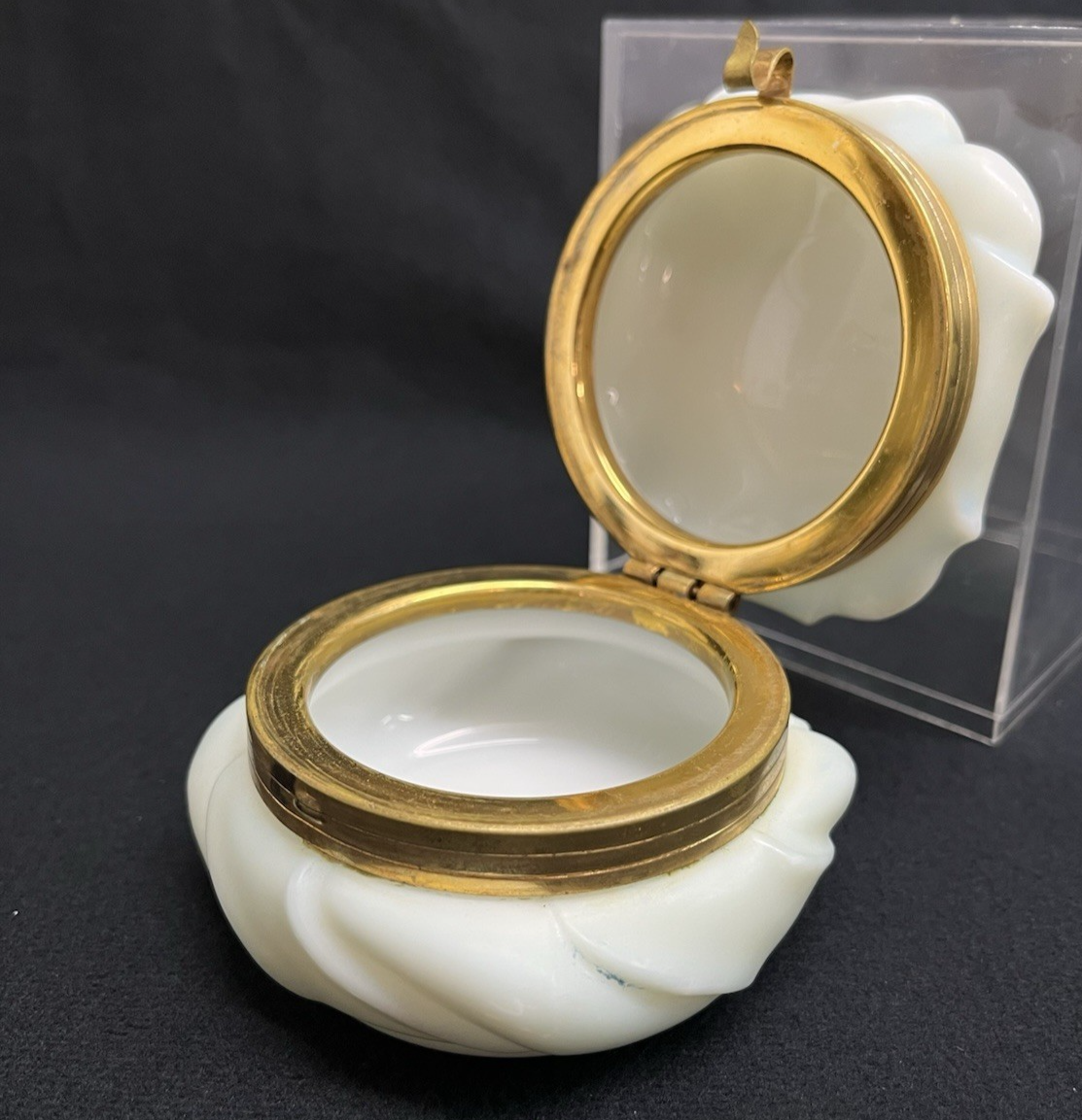 C.F. Monroe Co. Wave Crest Hand Painted Daisies Opal Glass Dresser Box