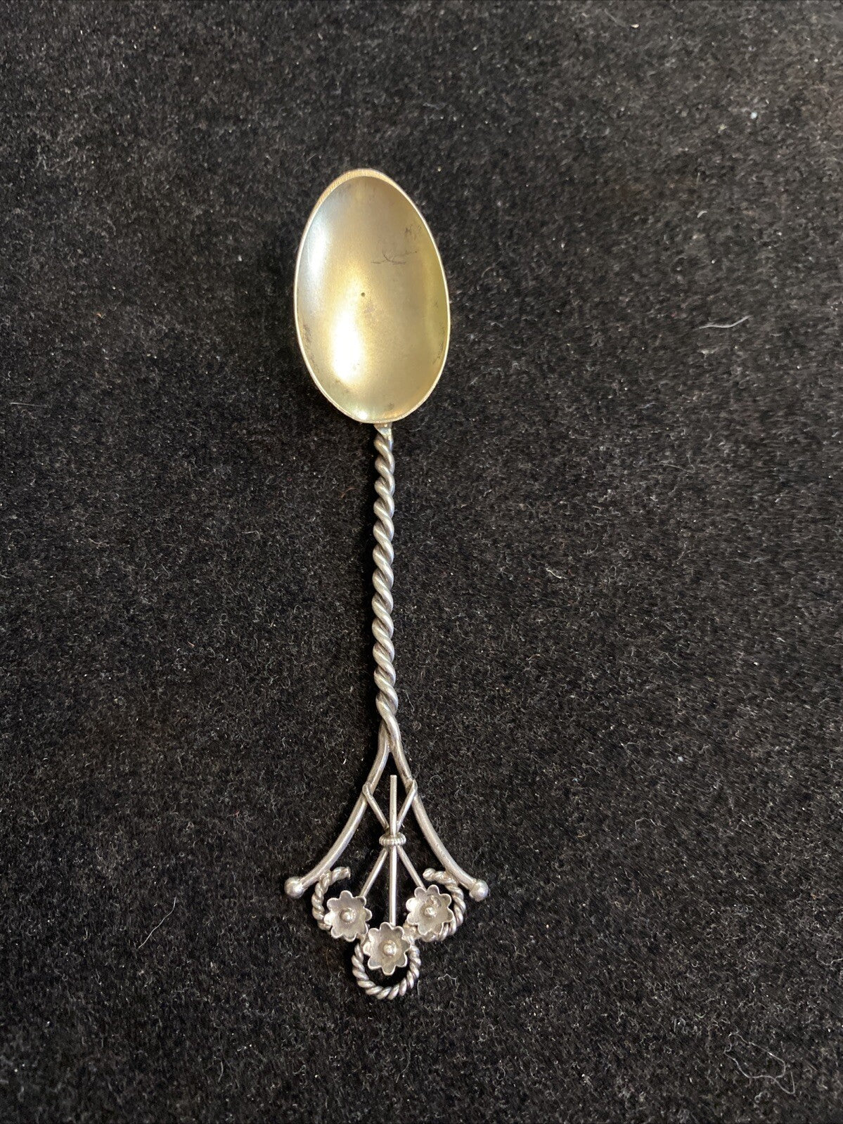 Sterling Silver 4 14" Souvenir Teaspoon 7.87g Gold Wash Bowl