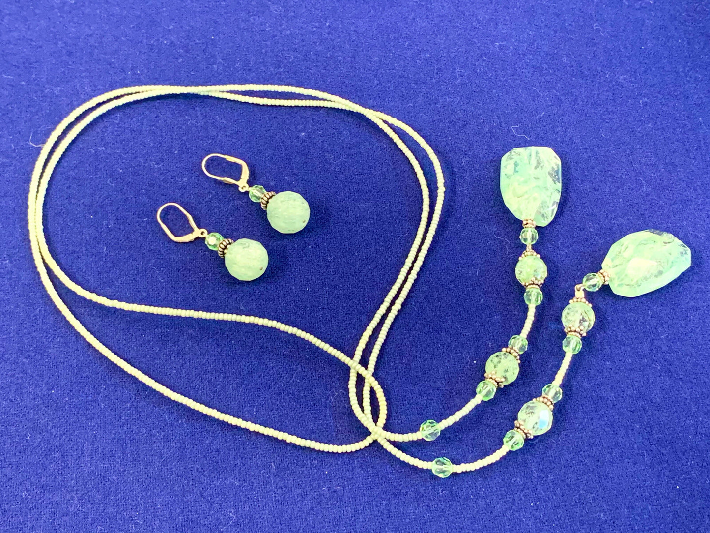 Glass Beaded 46" Mint Green Lariat Necklace & Earring Set Never Worn Great Gift