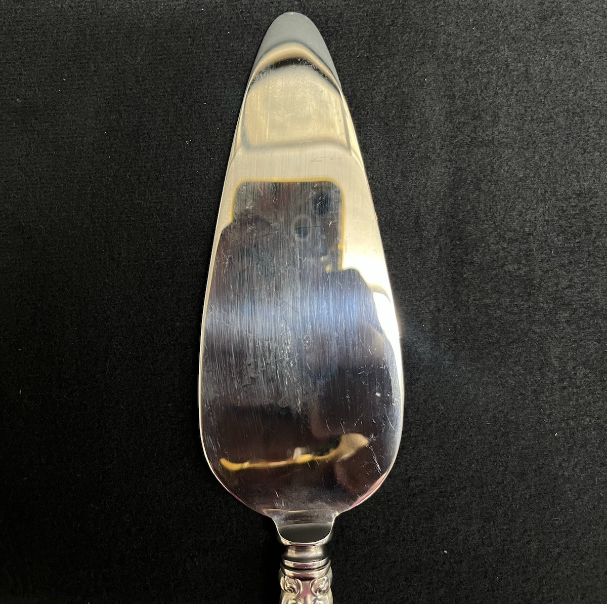 Melrose and Gorham Sterling Silver Pie Server 10 3/8 in - 103.81g