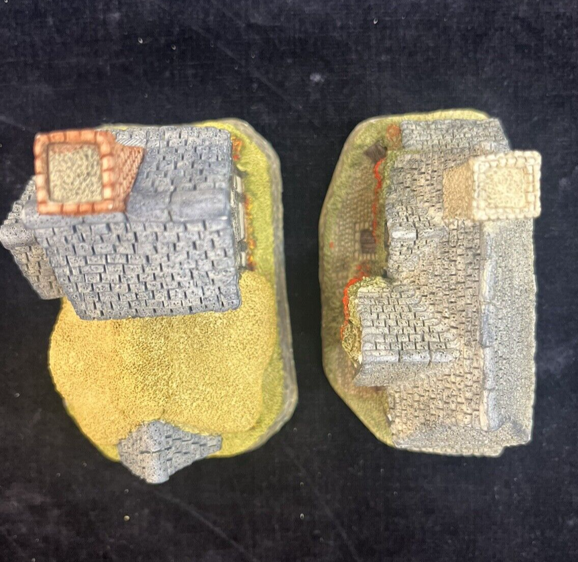 David Winter Cottages Lot Of 4: Cobbler, Hogs Head Beer, Pottery, Cartwrights