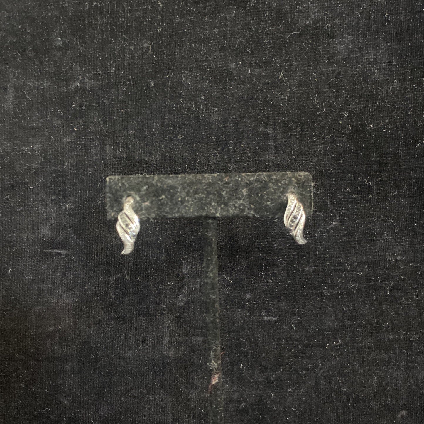 Bradford Exchange Sterling Pierced Earrings, Orig Box, small angel wings 1.7g