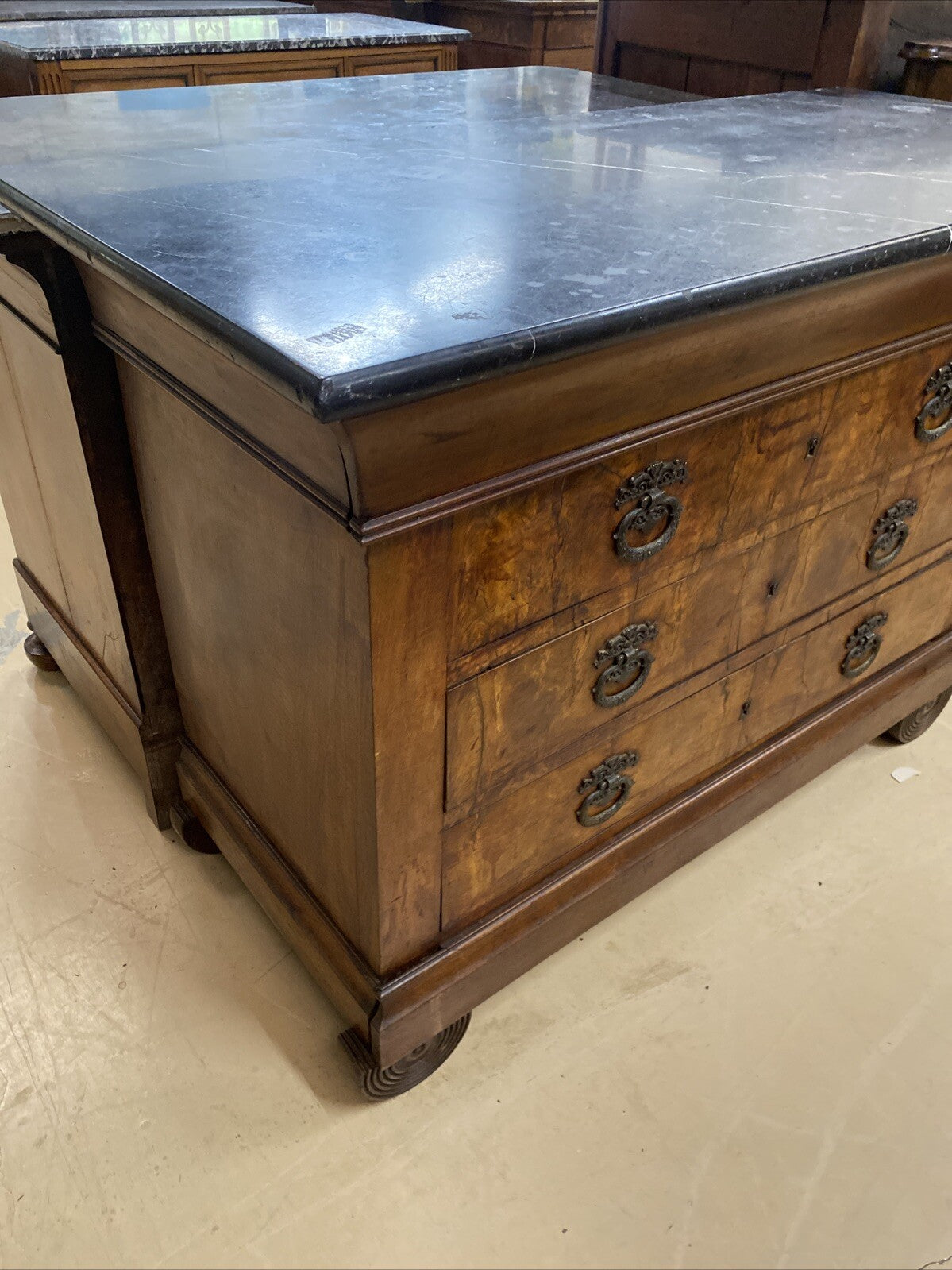 ANTIQUE FRENCH LOUIS PHILIPPE PERIOD MARBLE-TOP BURLED WALNUT COMMODE CHEST