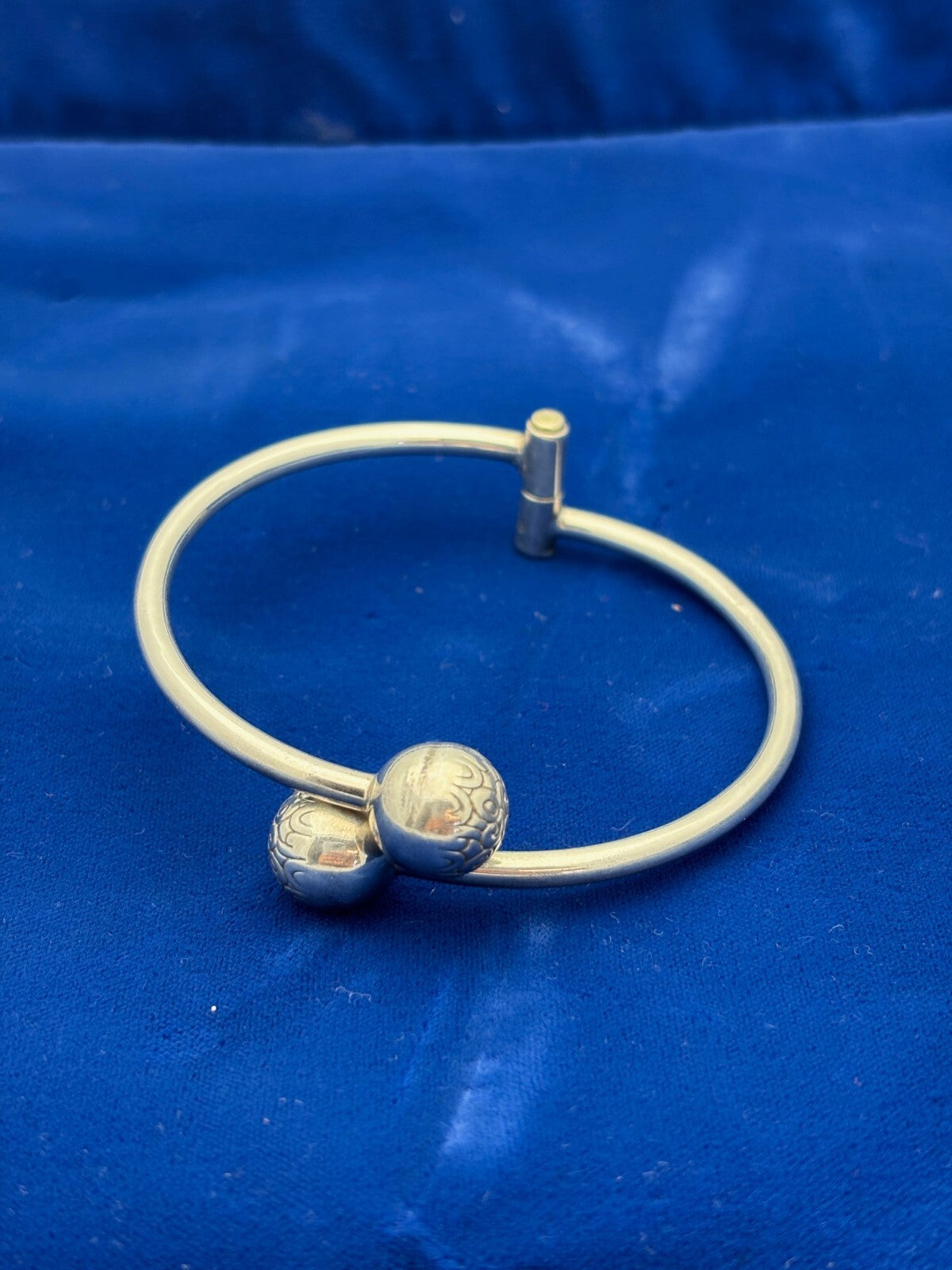 Vintage ATI Mexico Sterling Silver Bypass Ball Hinged Bracelet Marked 925