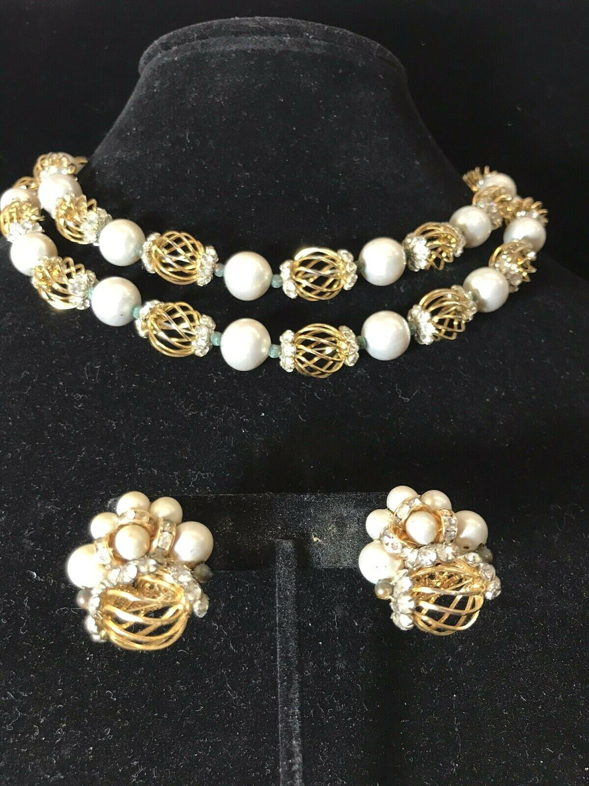 Vtg Signed Vendome Faux Pearls 2 Strand Necklace Gold Swirl Bead Rhinestone