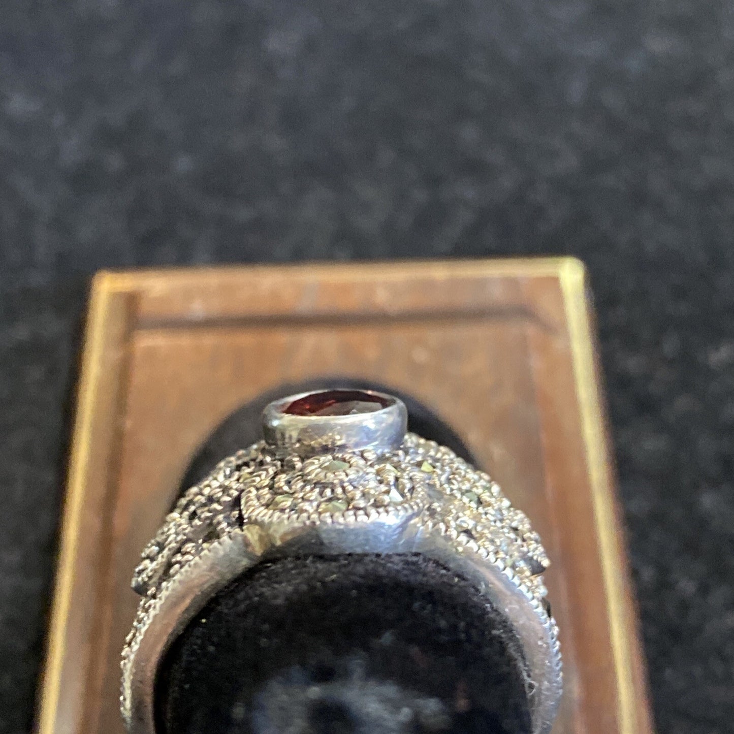 Sterling Silver 925 Garnet & Marcasite Multi Stone Ring SZ 6.5 7.2g JM16