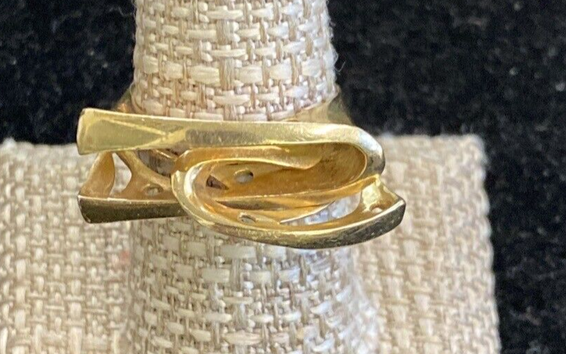 14K Solid Yellow Gold  Modern Ring Italy 6.6 g Signed "AND"  size  7.75  CB5