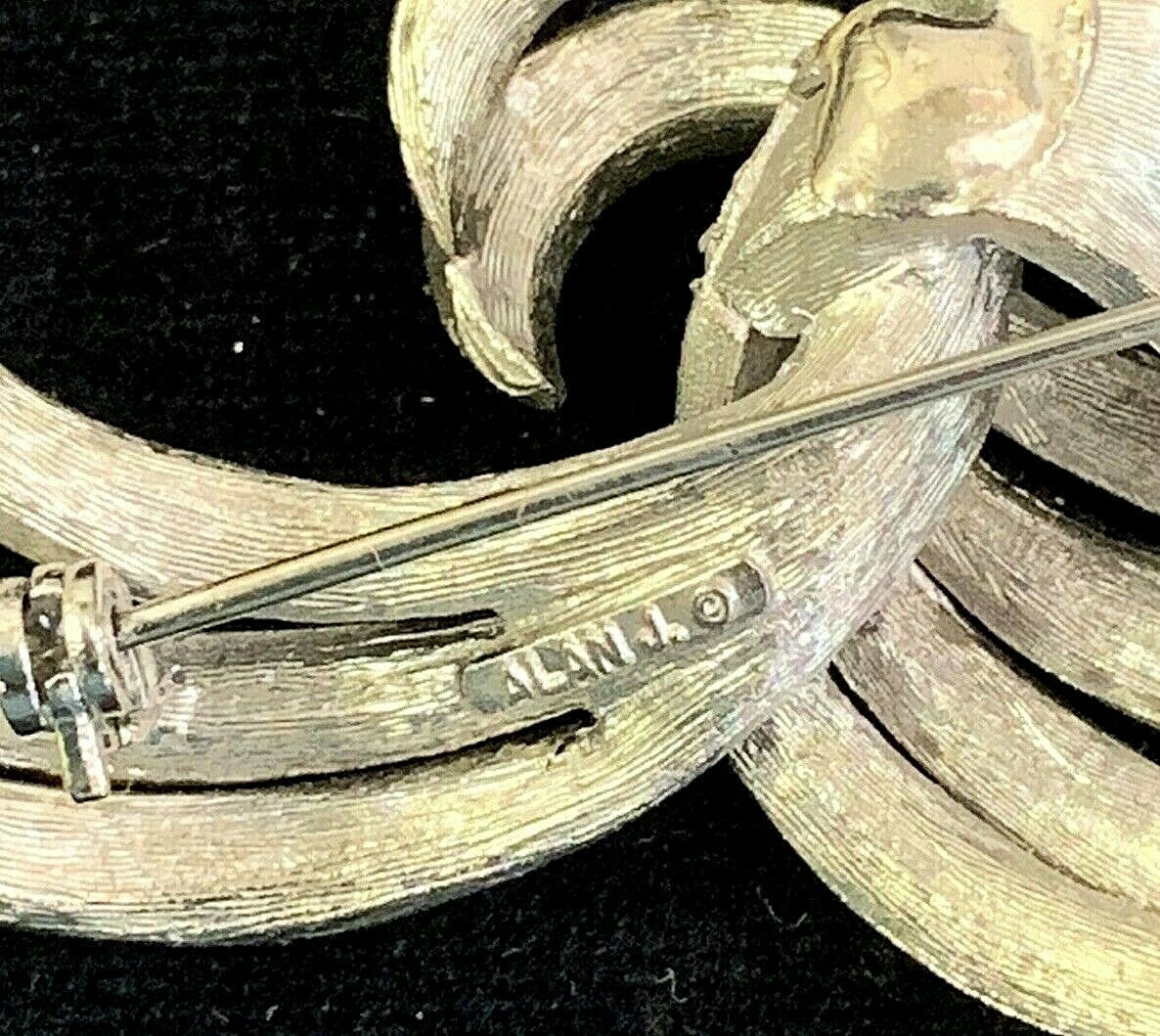 Lg Vintage Signed ALAN J. Textured Narrow Leaf Silver  Pin