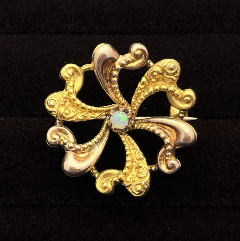 10k Two-Tone 1.83g Yellow Gold Flower Opal Center Victorian Watch Pin/Brooch