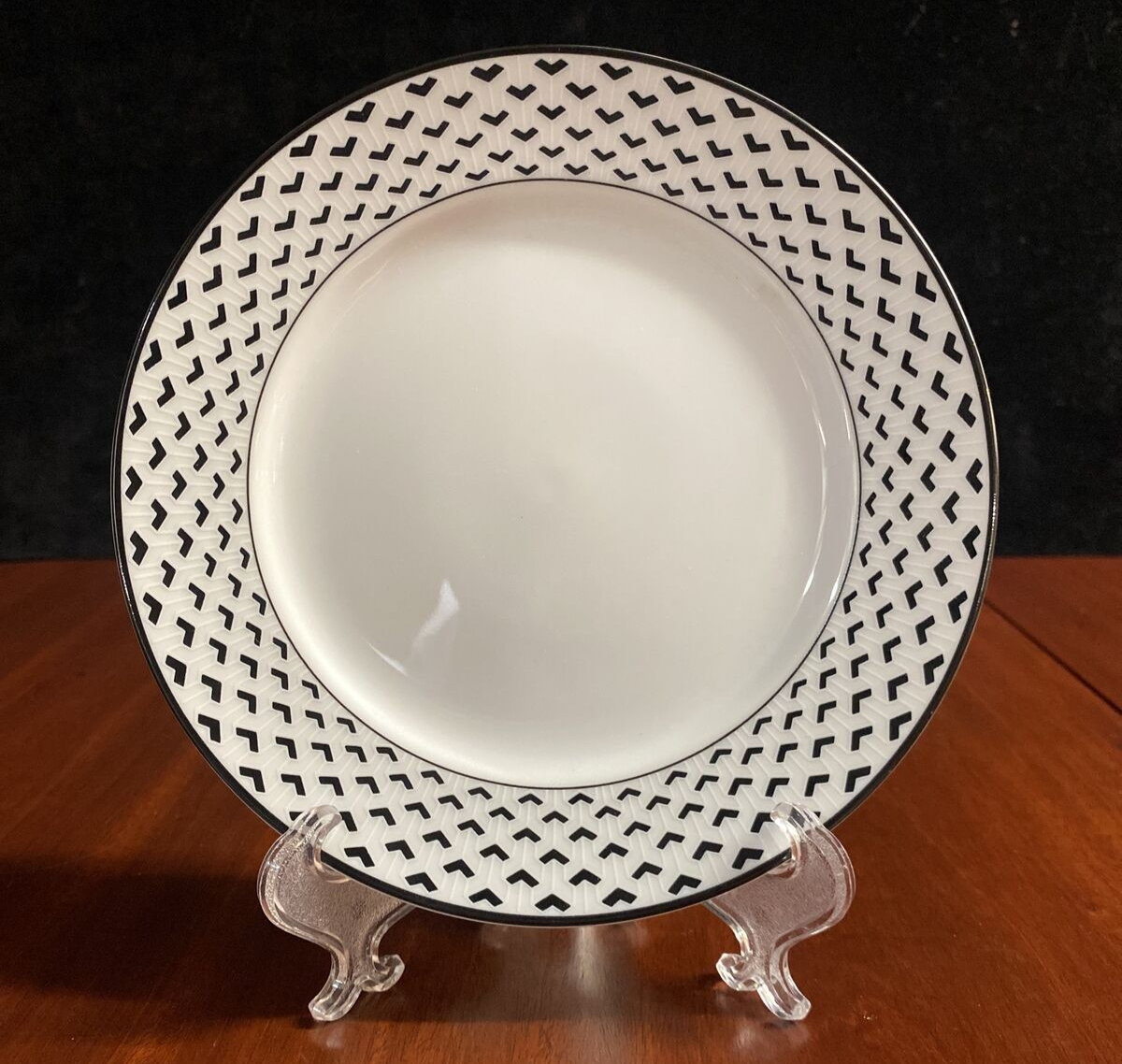 8 pcs Tiffany & Co. Gotham  Black & White Dinner Plate  Coffee Tea Cup