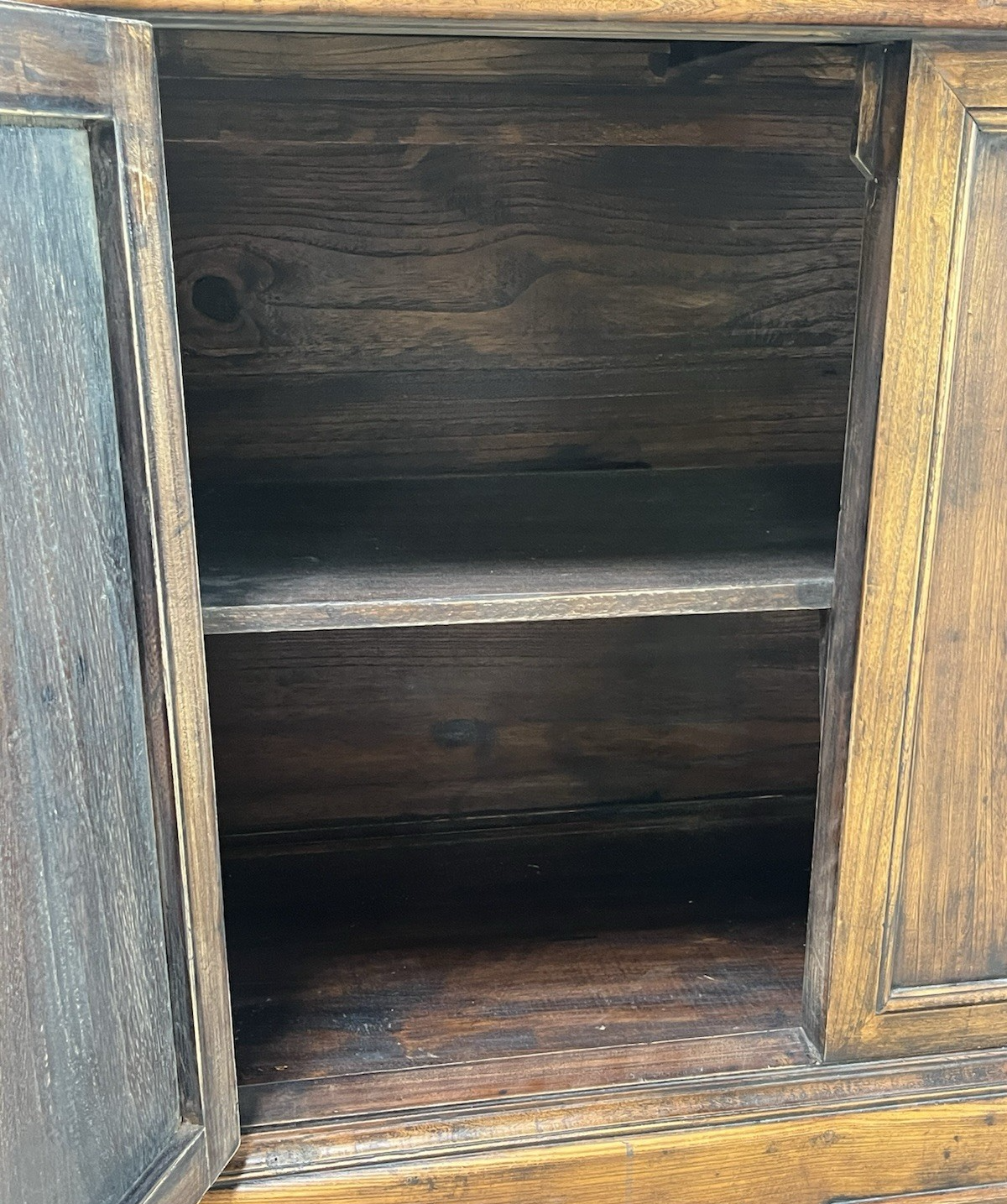 RUSTIC ITALIAN RENAISSANCE STYLE CARVED WALNUT TWO-DOOR CHEST SIDEBOARD CREDENZA
