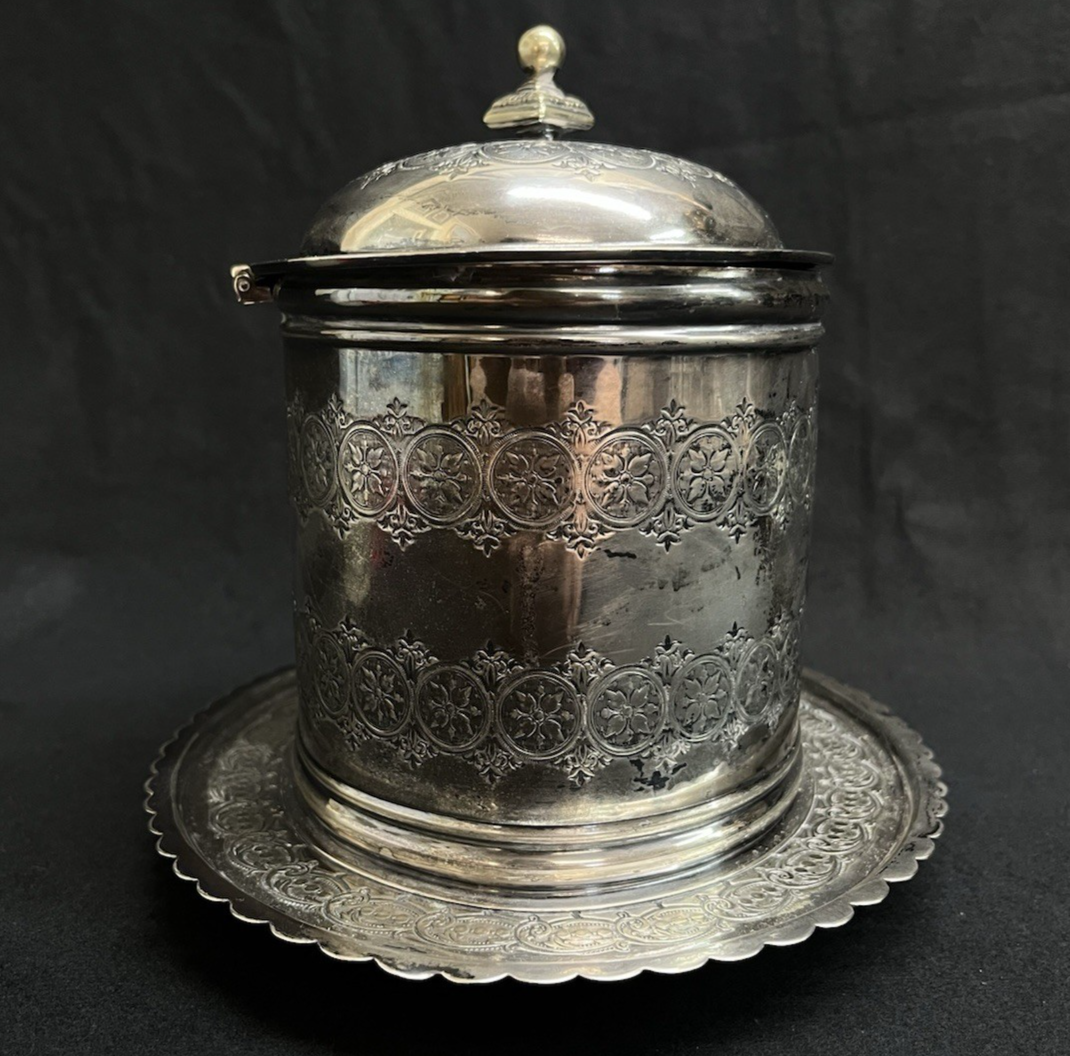 Antique Fenton Brothers Sheffield Silverplate English Biscuit Barrel 7 1/8"