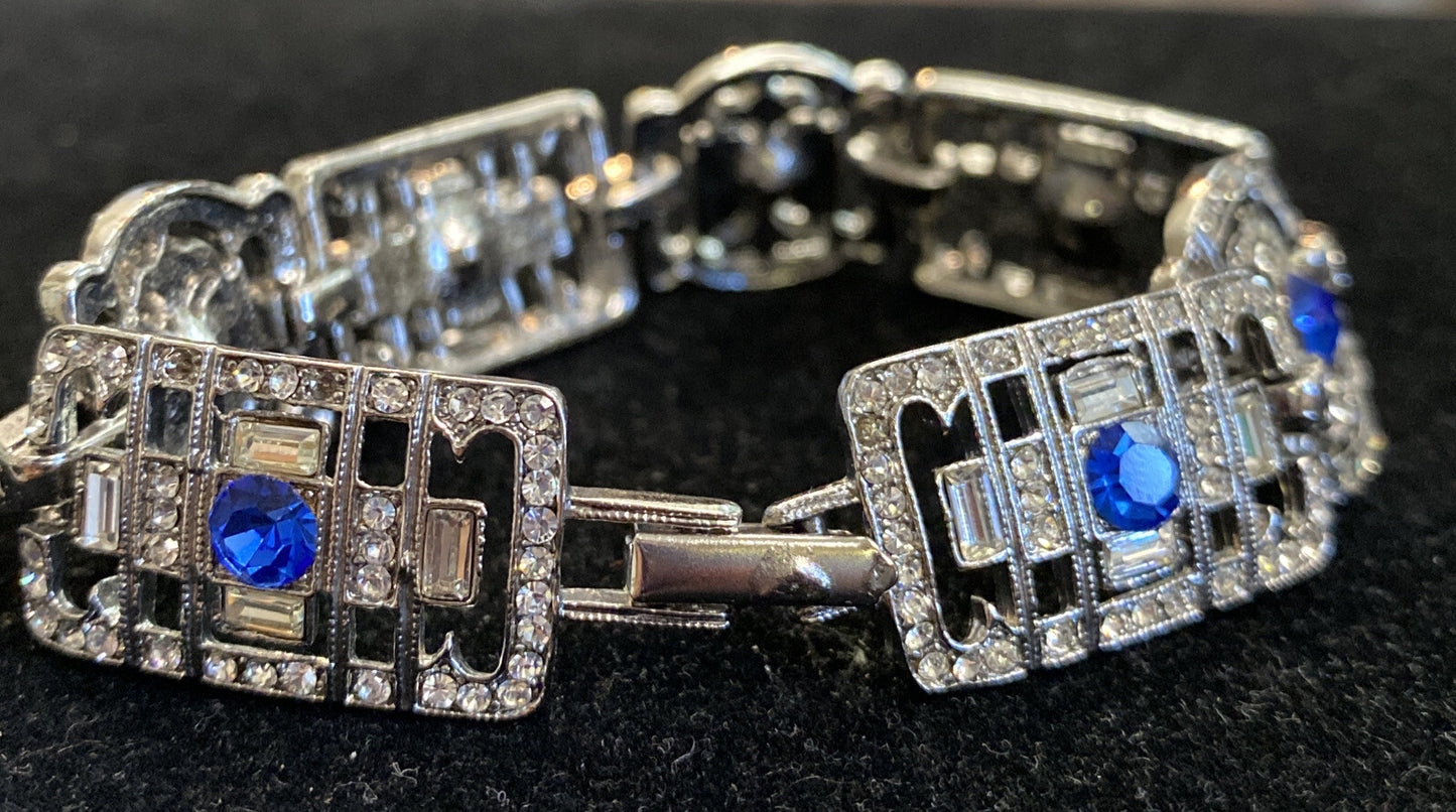 Vintage Rhinestone Link Bracelet 7 1/2" w Blue Stones