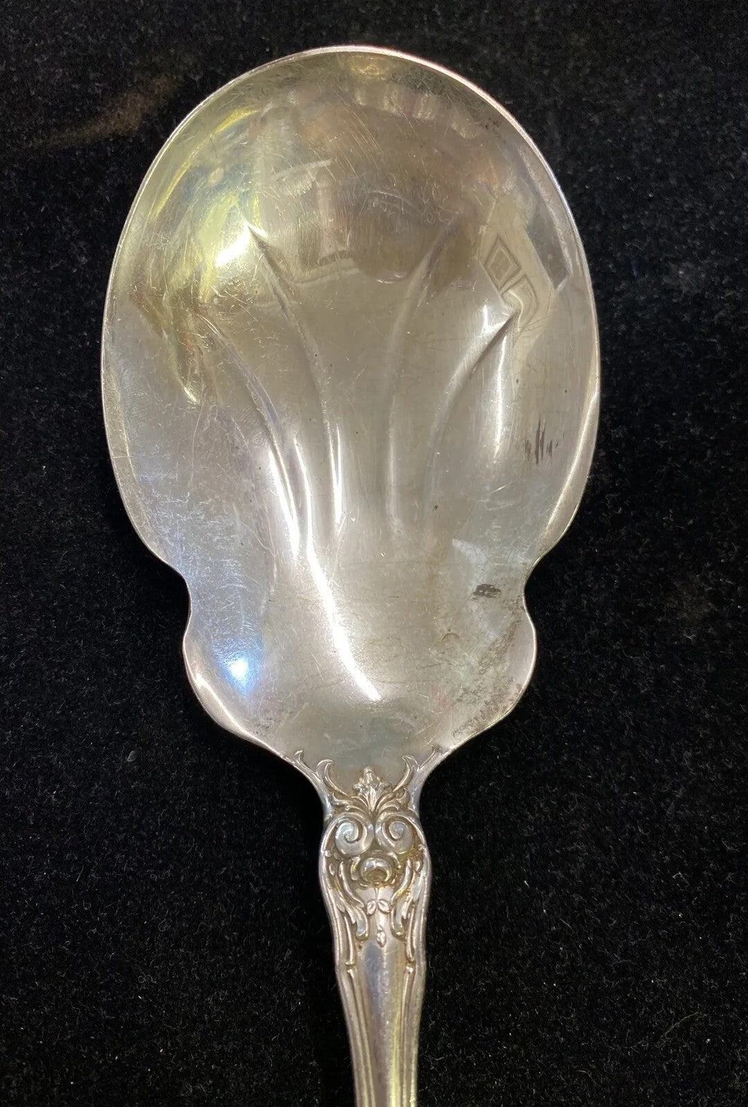 101.5g Wallace Sterling Silver La Reine 9" Casserole Berry Serving Spoon PC4