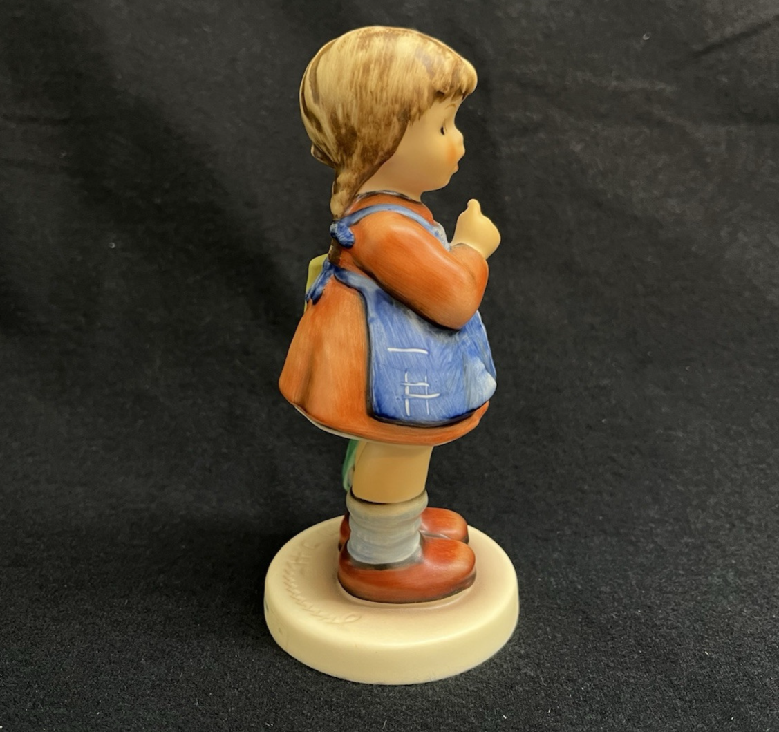1988 M.I. Hummel Club Exclusive Goebel "I Wonder" Porcelain Figurine #486