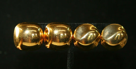 ab77d9c4-566d-4e0b-b0c0-62e810adb69d