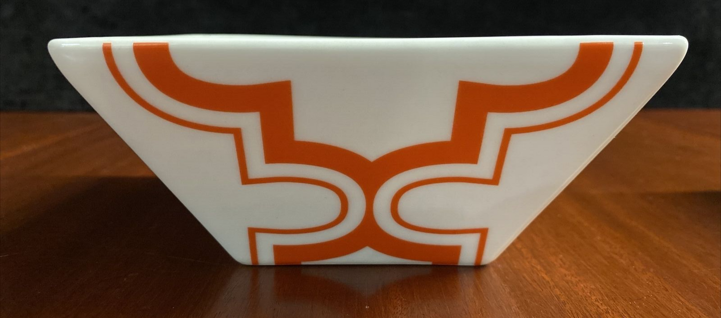 Crate Barrel CB2 Dish Set Of 6 Plates and Angular Bowls BH179