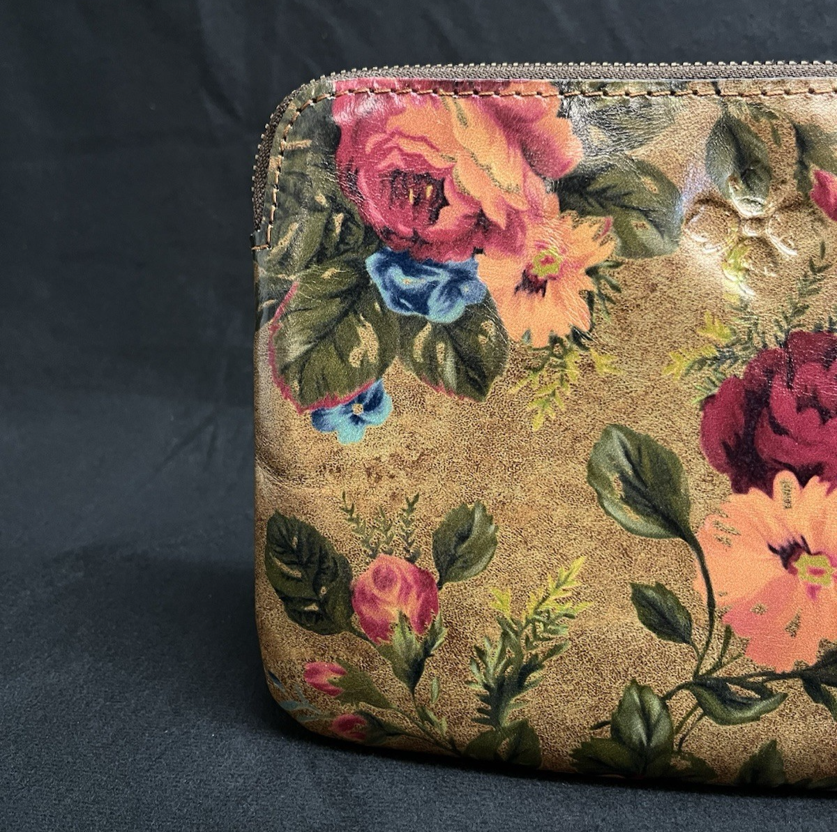 Patricia Nash Cassini  Vintage Victorian Garden Leather Wristlet 9"