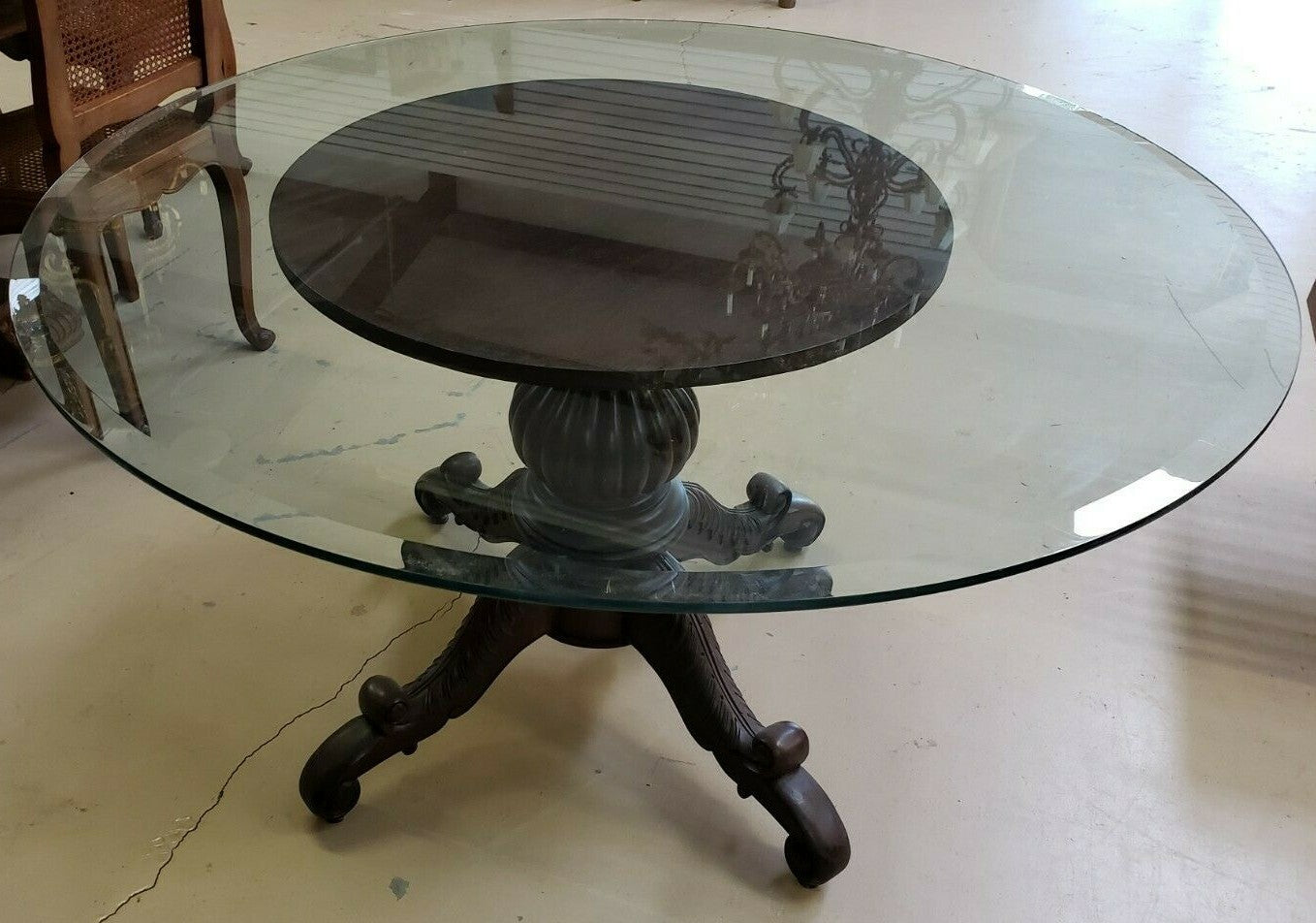 4 ft round Glass Top Table w Carved Mahogany Pedestal Base Great Foyer Breakfast