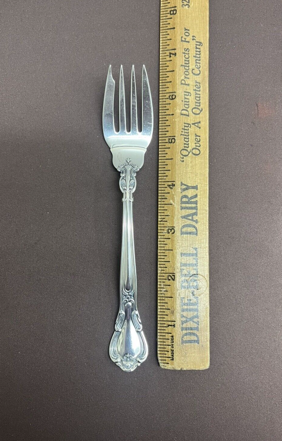 Chantilly by Gorham 36.7g Sterling Silver Salad Fork 6 3/8"