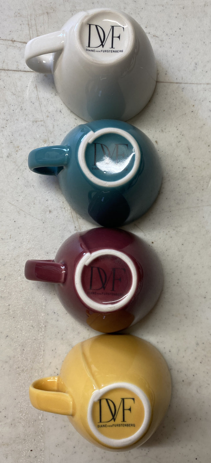 Diane Von Furstenberg Espresso Coffee Tea Cup & Saucer Set of 4 NIB BH83