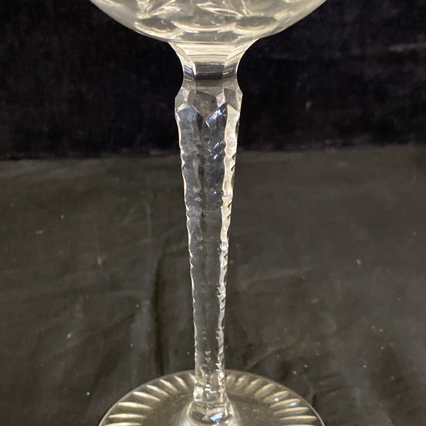 NACHTMANN TRAUBE CRYSTAL CUT 8" Wine Hock  Set Of 4 MSRP $69 ea excellent