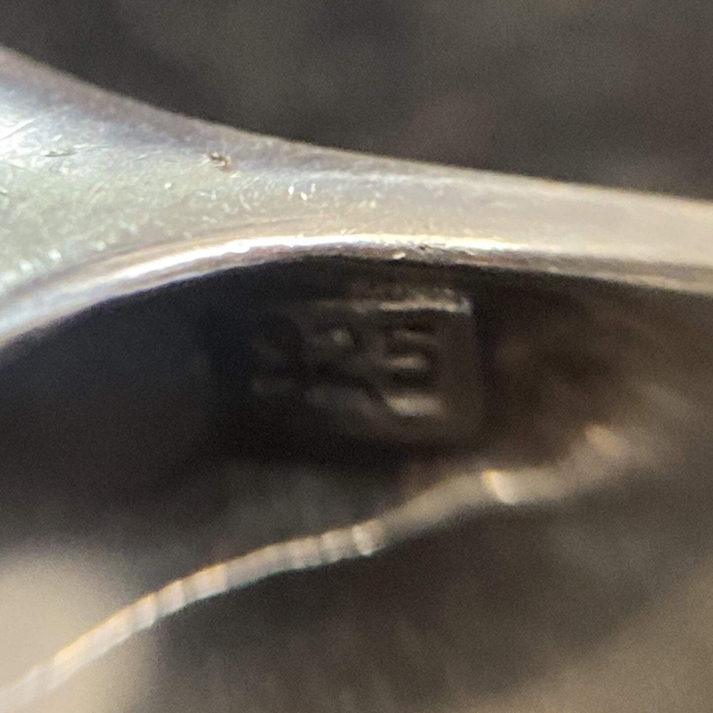 Sterling Silver 925 Mother of Pearl & Onyx Ring SZ 6.75 4.5g JM21