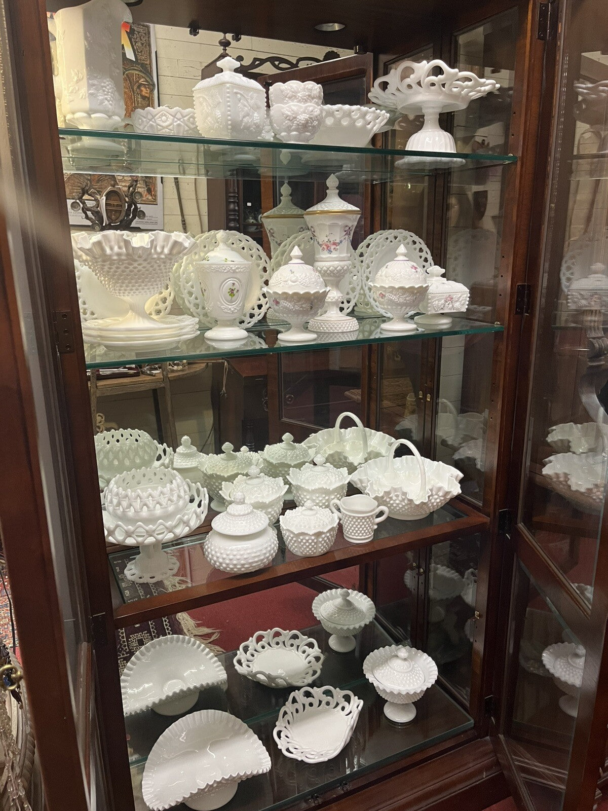 Vintage Westmoreland Milk Glass Panel Grape & Ivy Quart Pitcher 9"