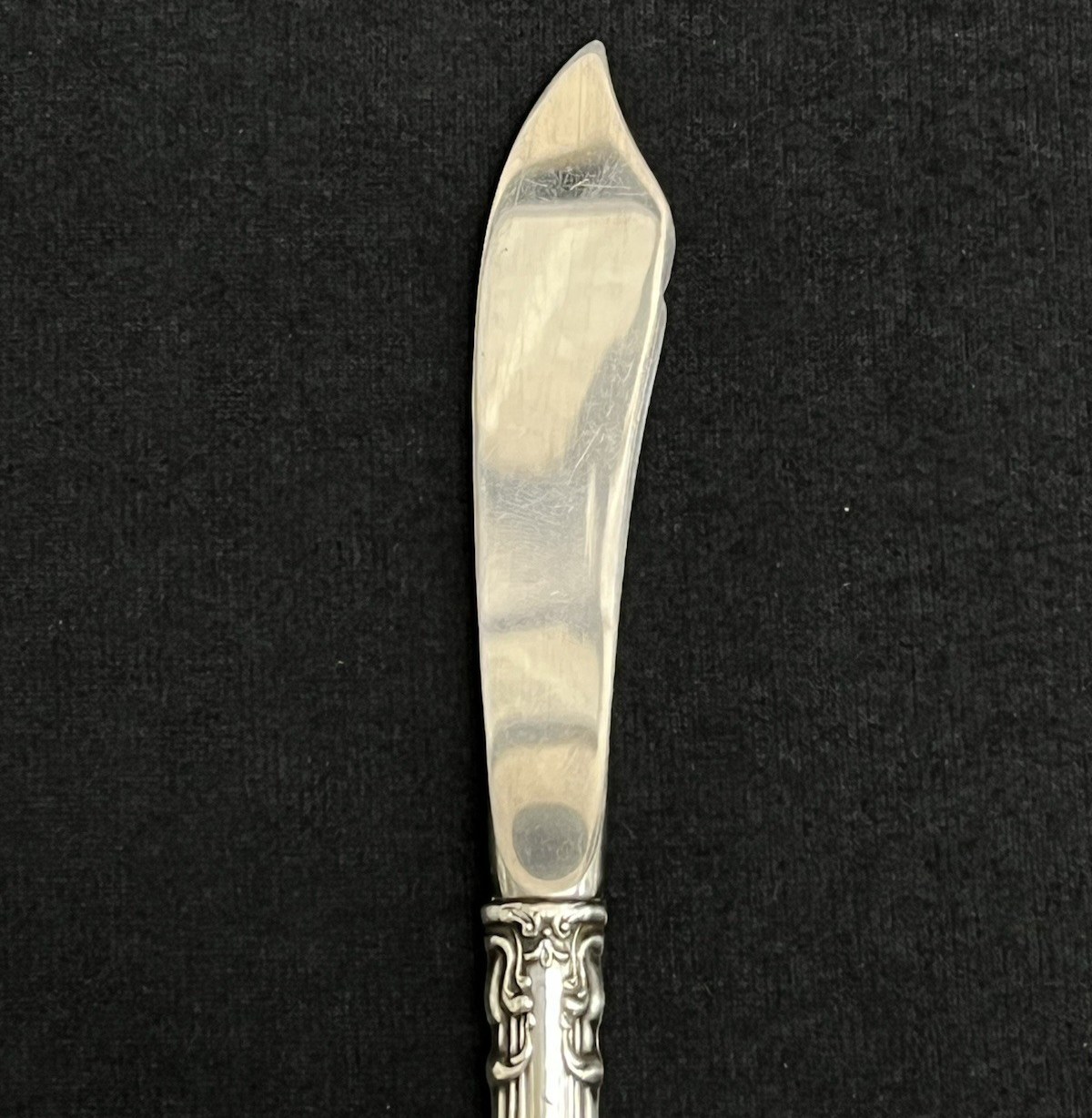 Chantilly by Gorham Sterling 38.2g Hollow Handle Master Butter Knife 6 5/8"