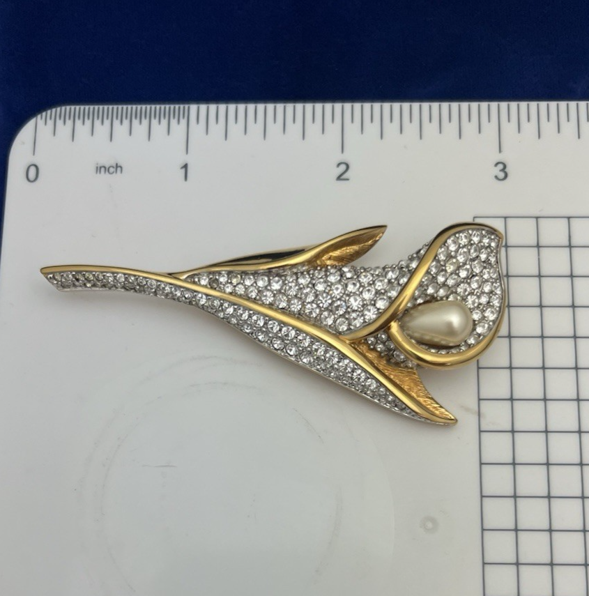 Signed SWAROVSKI Crystal Calla Lily Pin/Brooch 22kt Gold Plated Excellent Cond