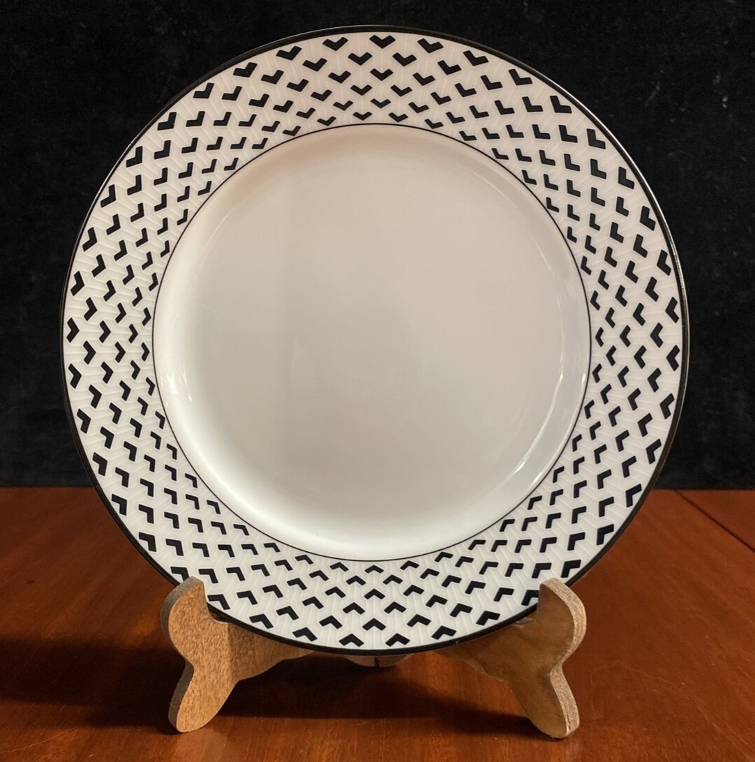 8 pcs Tiffany & Co. Gotham  Black & White Dinner Plate  Coffee Tea Cup