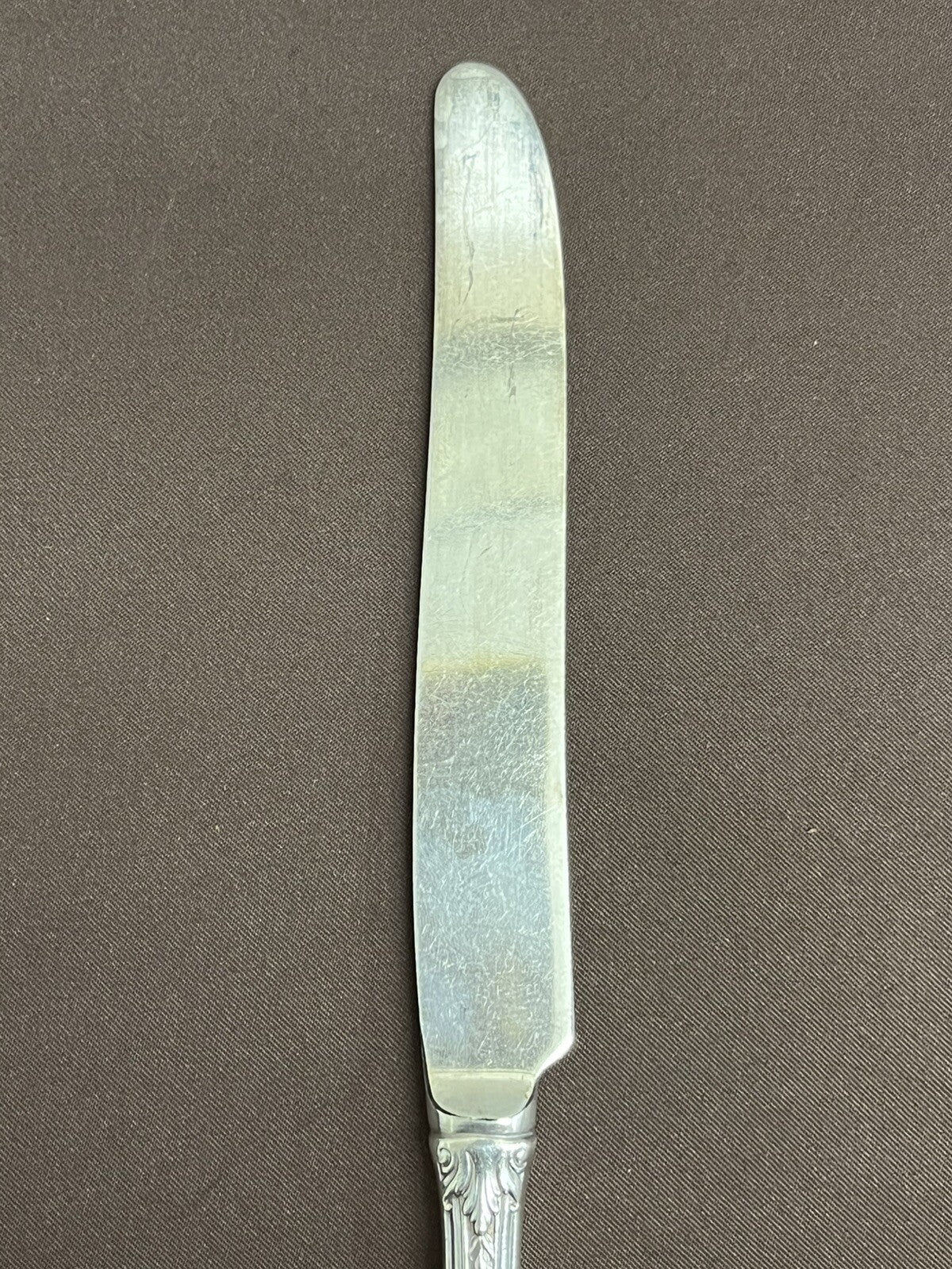 Rose Point by Wallace 60.5g Sterling Silver Dinner Knife 9”  NO MONO