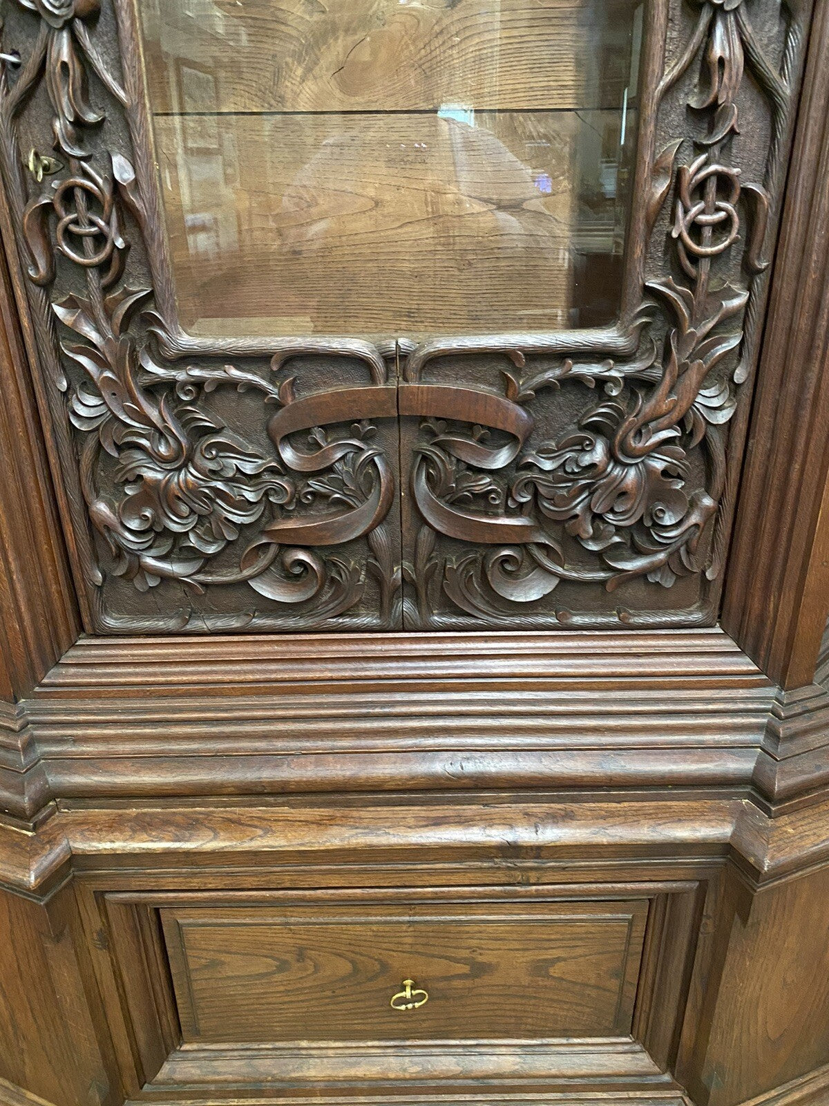 ANTIQUE GUN CABINET BLACK FOREST HEAVILY CARVED OAK DISPLAY 96.5" NBA OWNERS