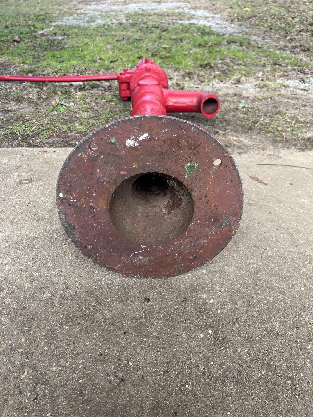 Vintage Red Challenge Co Batavia ILL Cast Iron Antique Hand Water Well Pump
