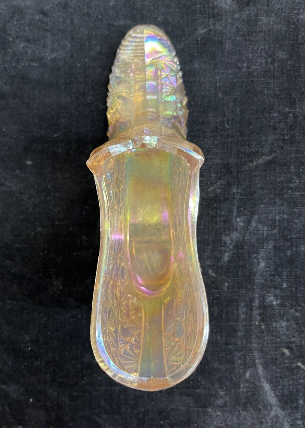 Boyd Iridescent Pink Glass Daisy Pattern Slipper with Bow 6" in Length