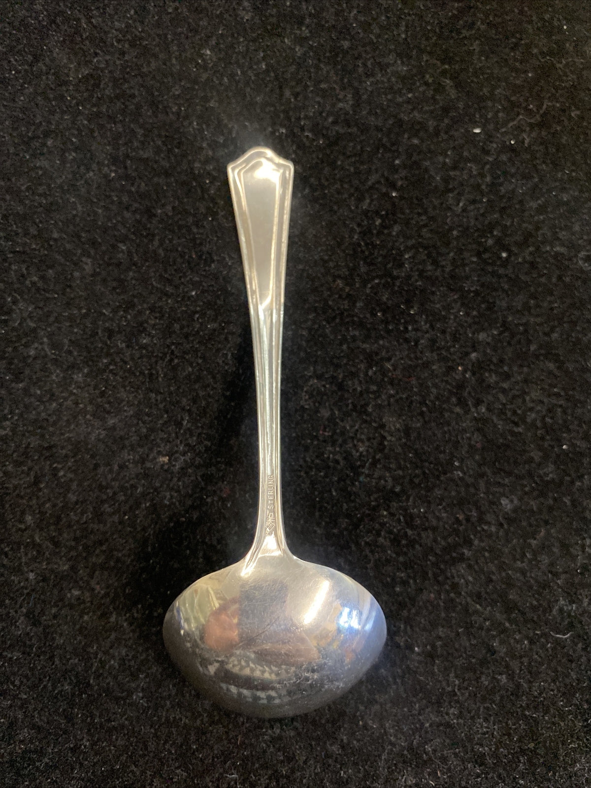 Wallace "America"  Sterling Silver  Ladle 4 1/2" 15g mono S 15.5g