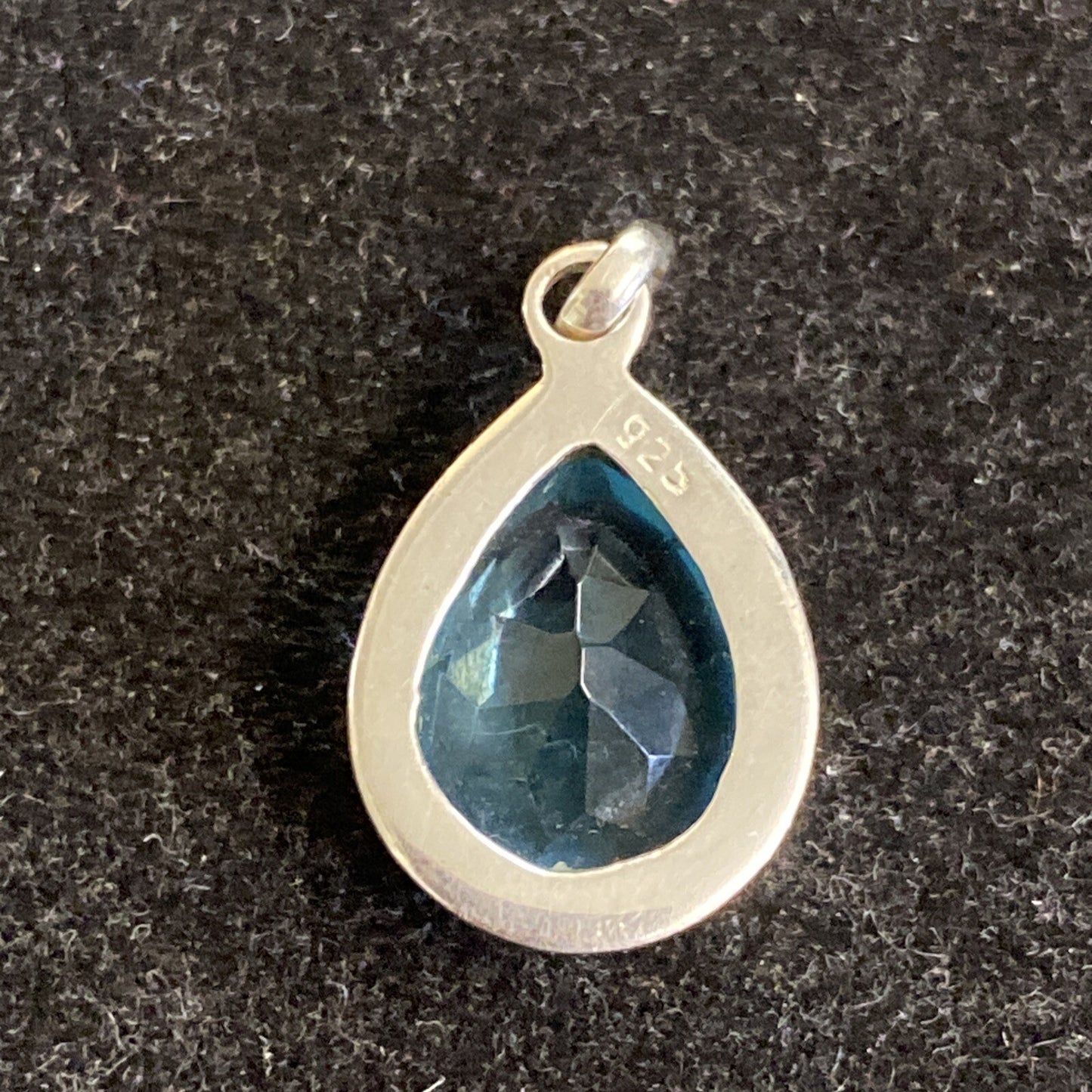 8ca55765-99dd-4889-9103-5e0ffb2ef6dc