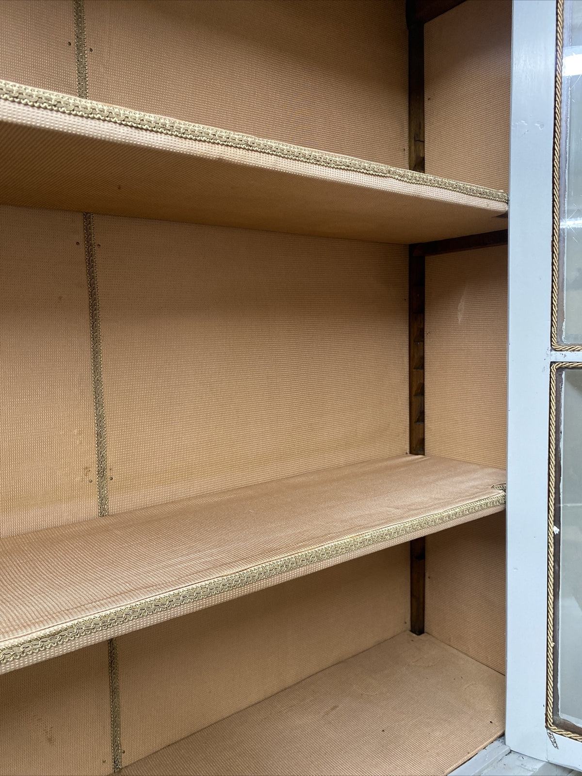 PERIOD ANTIQUE FRENCH LOUIS PHILIPPE PAINTED FARMHOUSE BOOKCASE CABINET