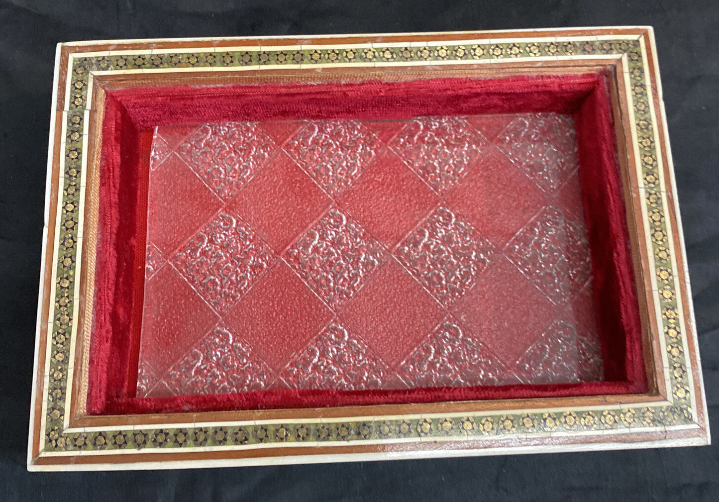 Vintage Wooden Inlaid MosaicTrinket Box BH131