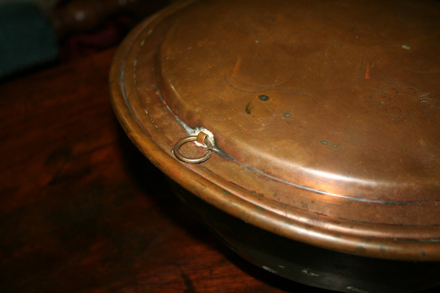 Antique French Copper Bed Warmer Handmade 200 years ago Etched Lid 41" Handle