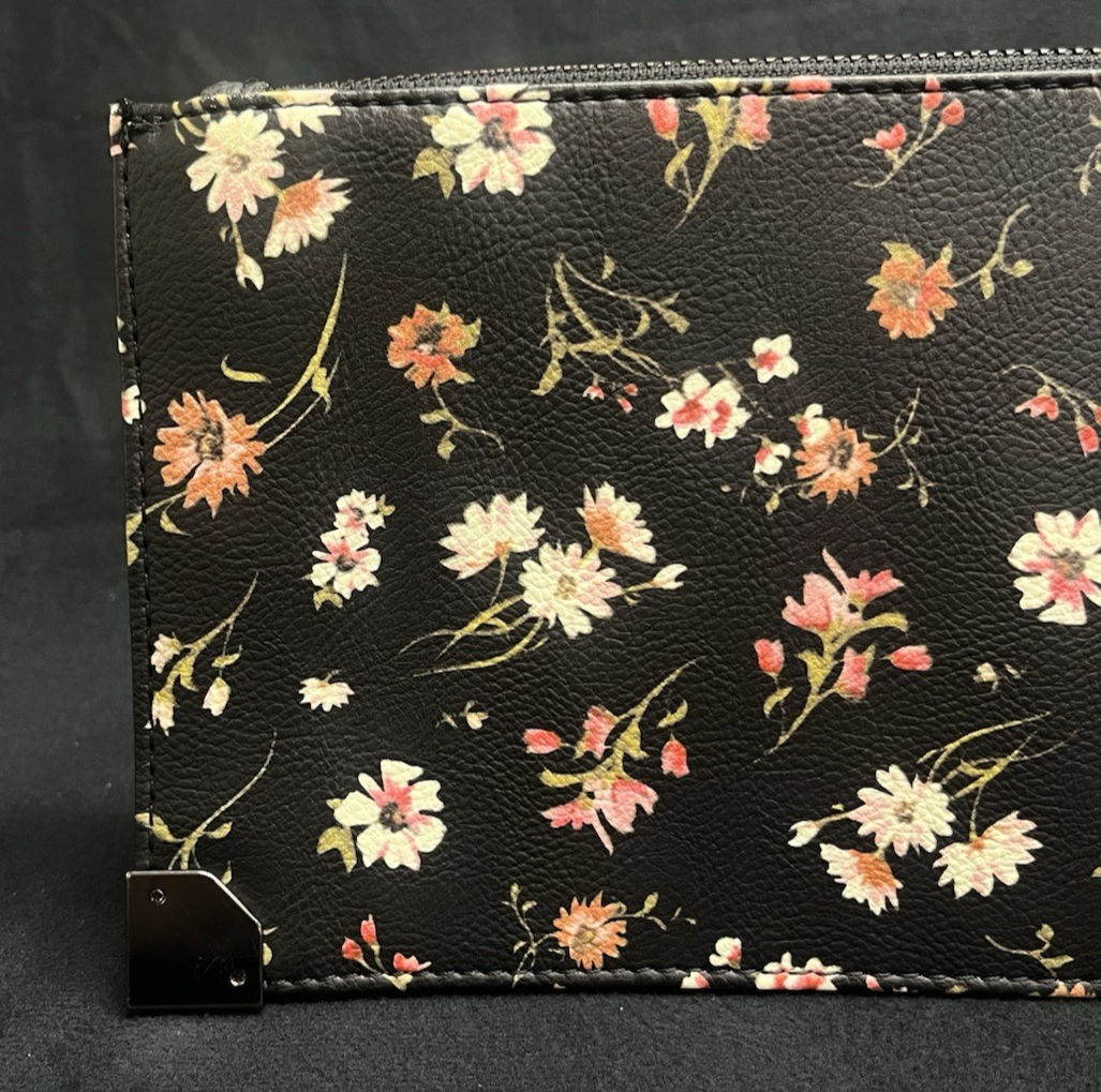 Jessica Simpson Frankie Polyvinyl Floral Print Wristlet Wallet 10"
