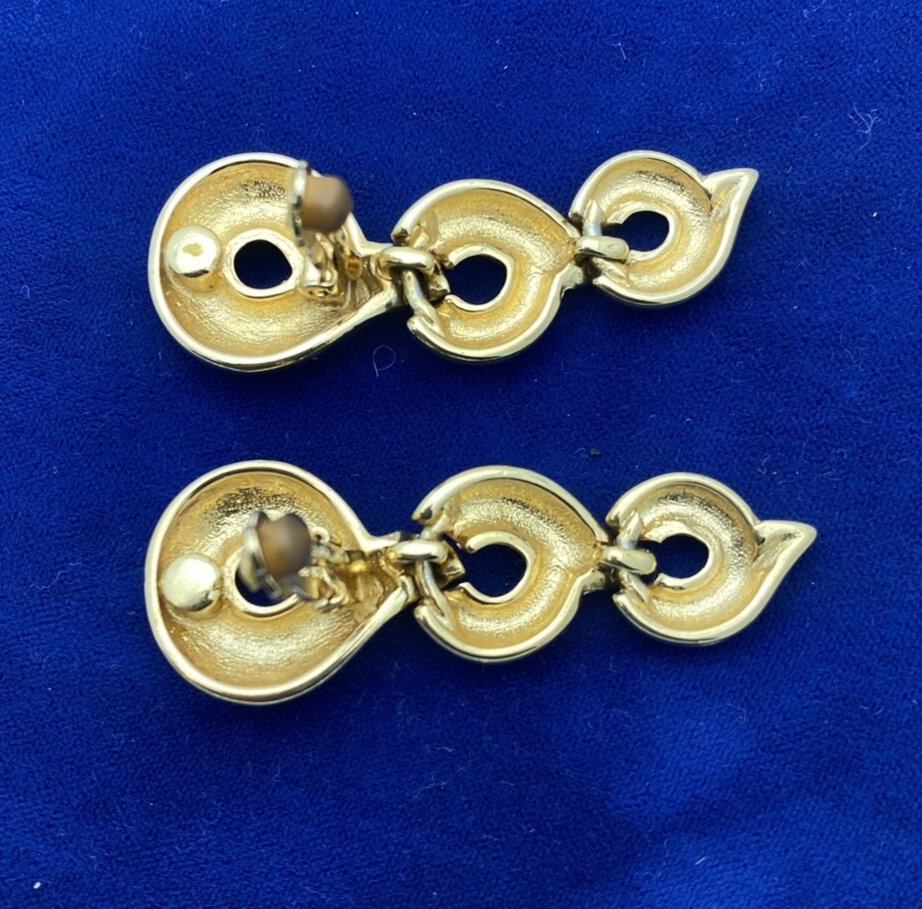 Erwin Pearl Gold Dangle Clip on Earrings