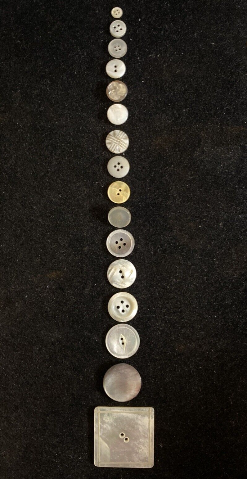 Assorted Box of VTG Mother of Pearl Buttons Different Sizes 1lbs. 11 oz.