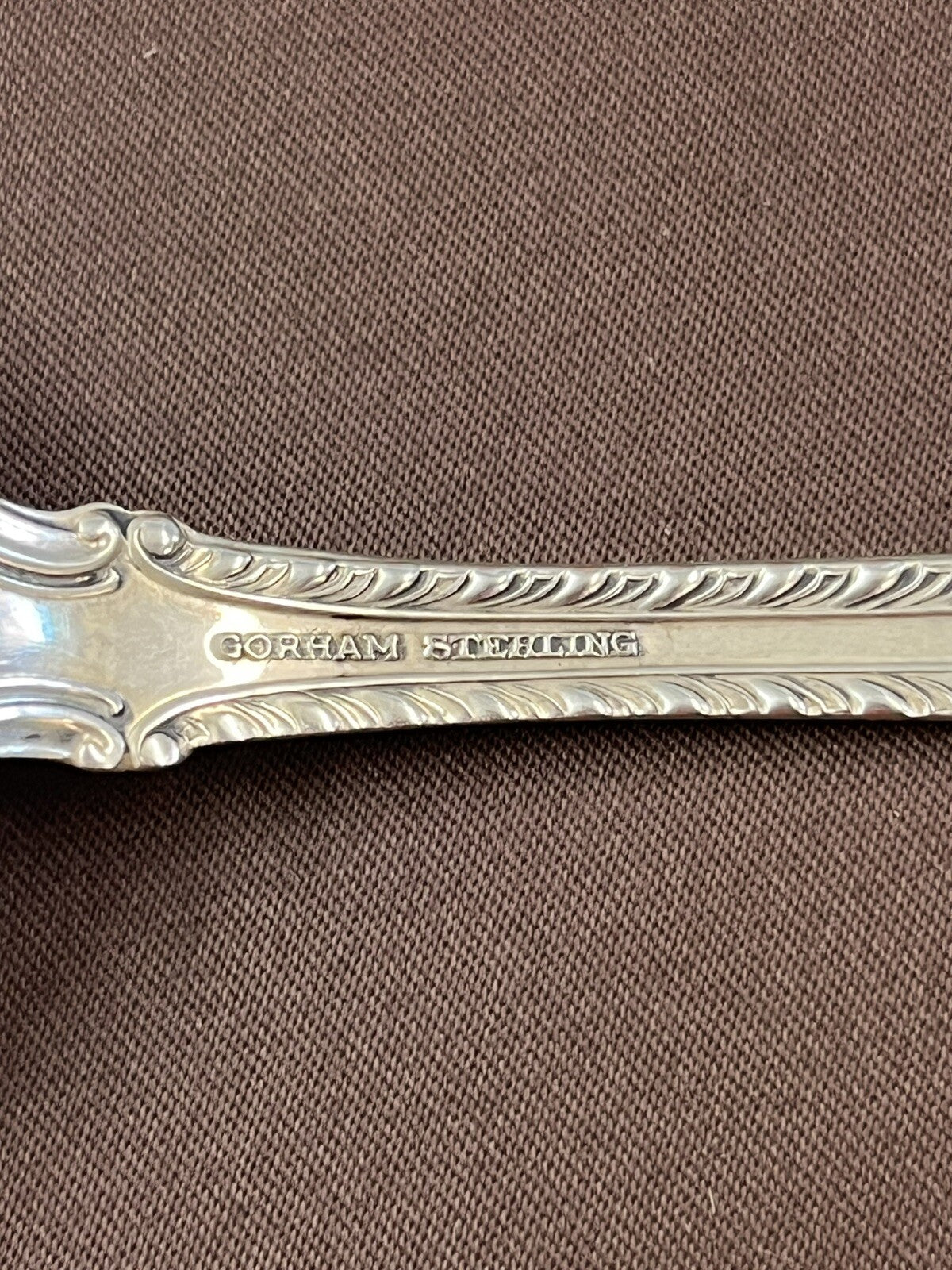 English Gadroon by Gorham 70g Sterling Silver Pierced Serving Table Spoon 8.5"