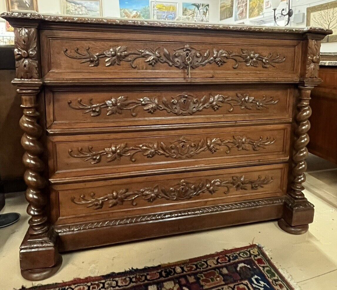 FRENCH RENAISSANCE REVIVAL MARBLE-TOP CARVED OAK COMMODE