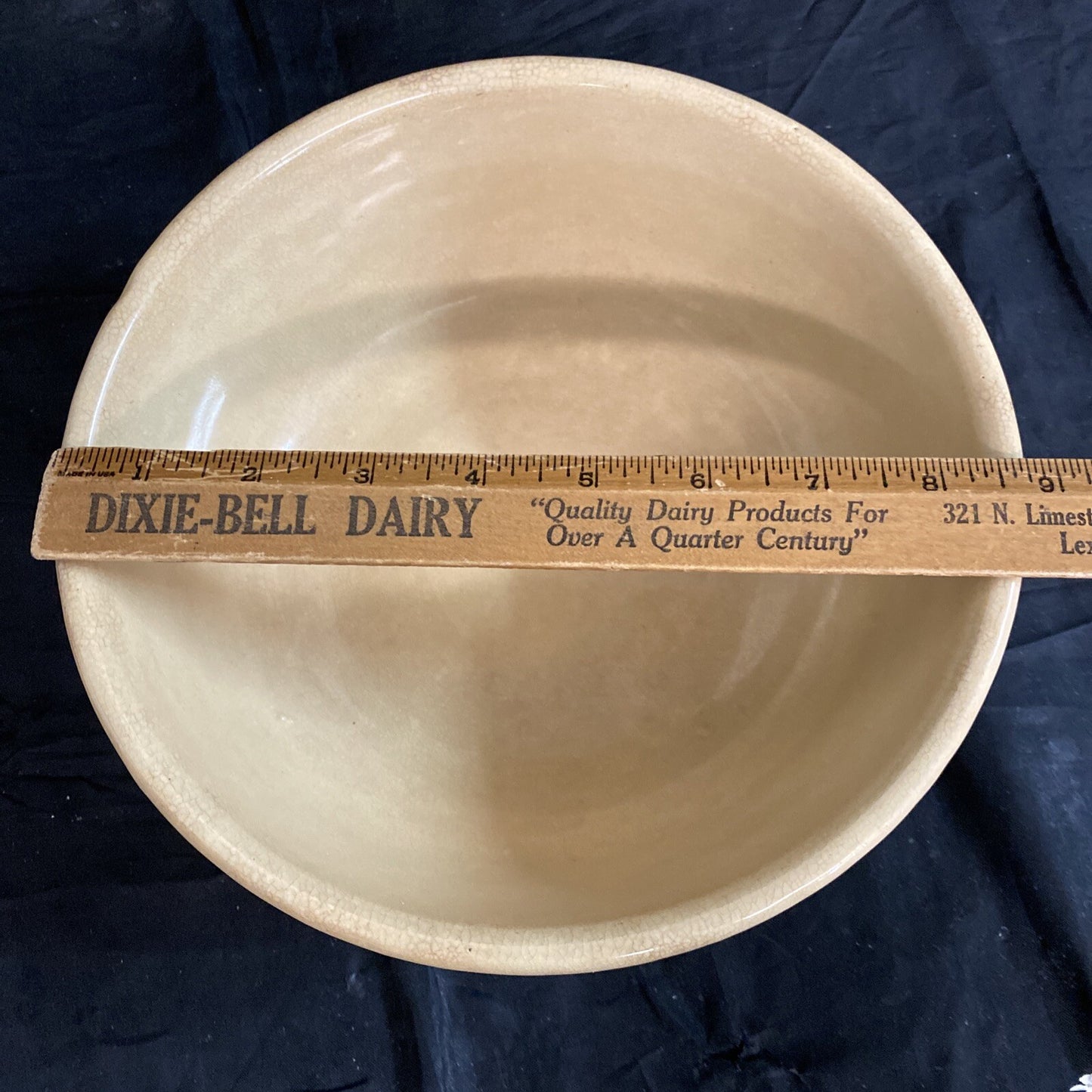 VINTAGE WATT WARE U.S.A. 8 3/4” FLORAL WIDE BOWL