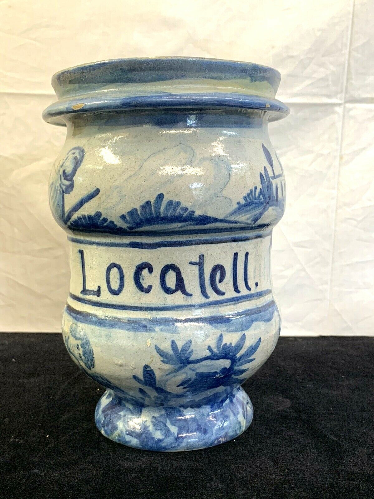 16th Century Italian Majolica Albarello Apothecary Jar by Luca Cambiaso Maiolica