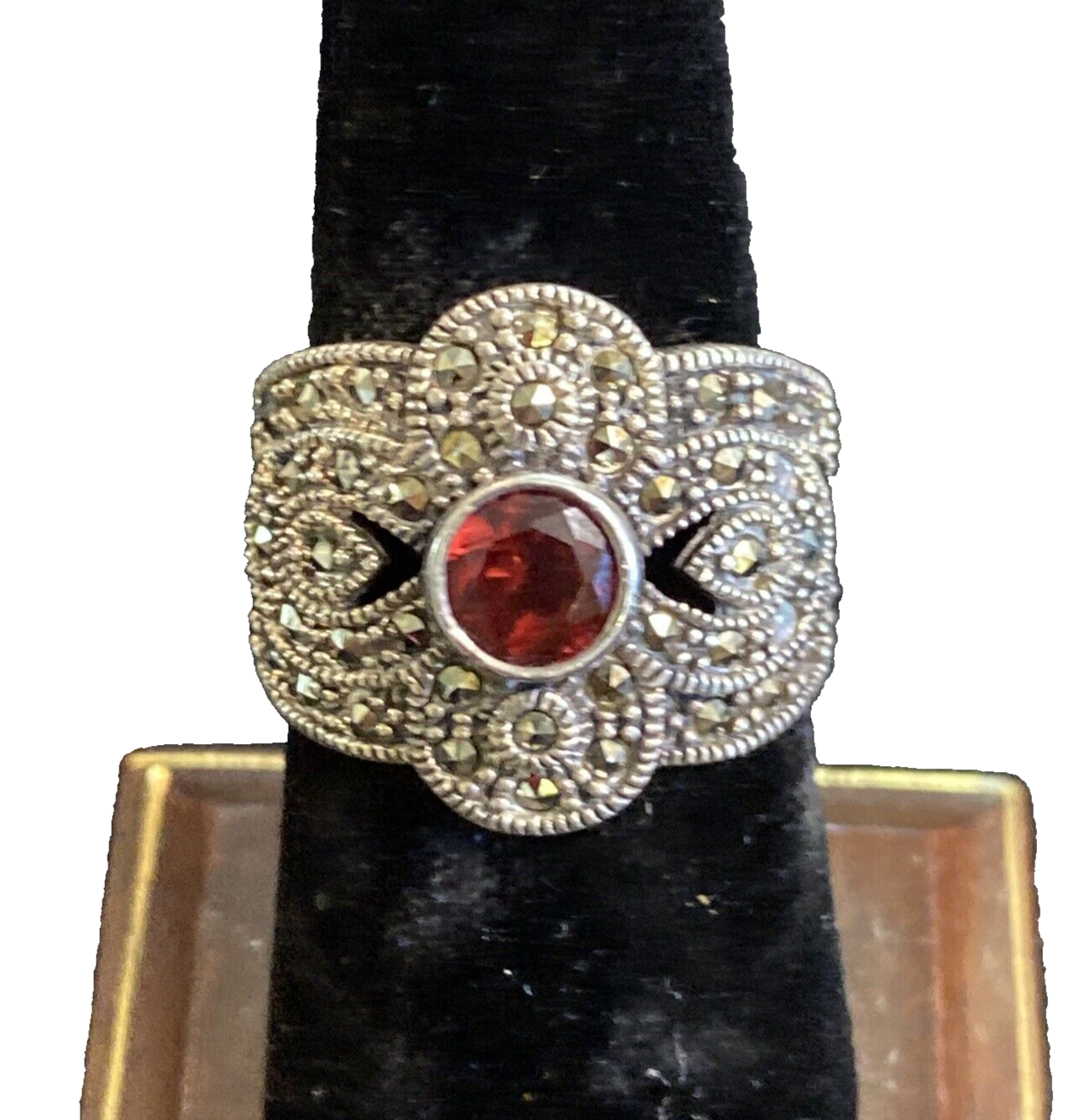 Sterling Silver 925 Garnet & Marcasite Multi Stone Ring SZ 6.5 7.2g JM16