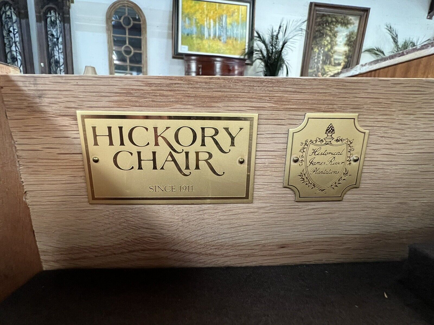 HICKORY CHAIR CO HISTORIC JAMES RIVER COLLECTION 2 TIER SERVER SIDEBOARD CONSOLE