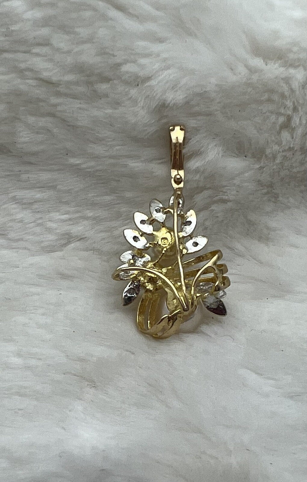 14K Gold Pearl & Diamond Pendant 3.45 g MSRP $1600